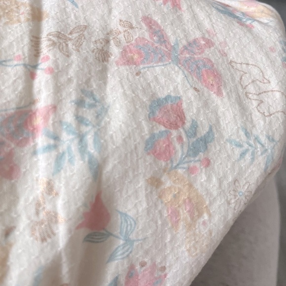 Sleeveless Pretty Pastel Floral Dress - Picture 5 of 6